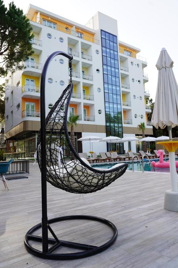 Hotel Monaco & Garden Golem (Tirana) Exterior foto