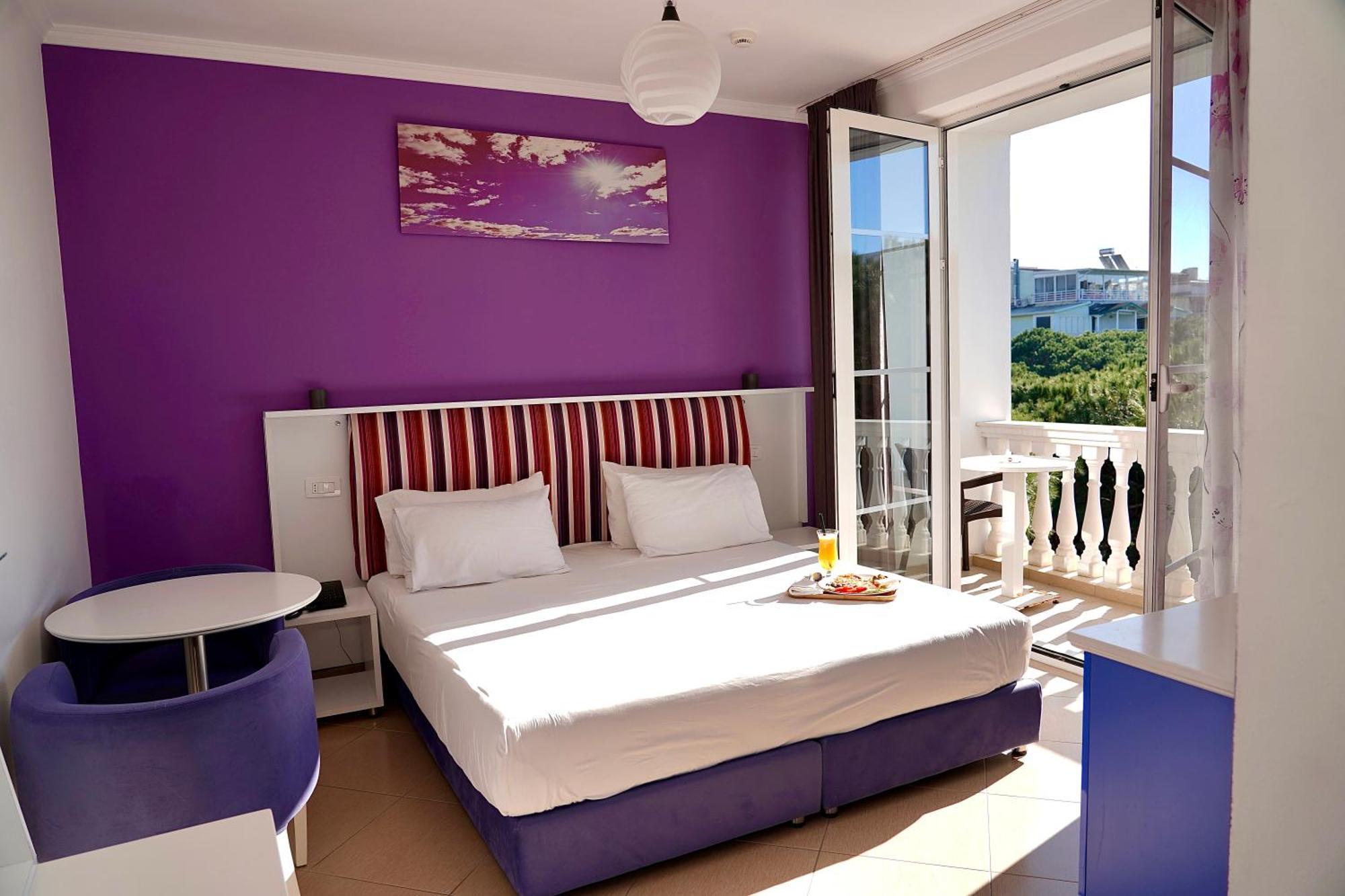 Hotel Monaco & Garden Golem (Tirana) Exterior foto